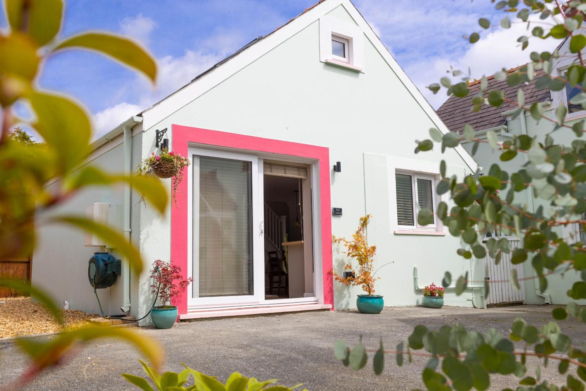 The Cwtch Fishguard Villa Trecwn Exterior photo